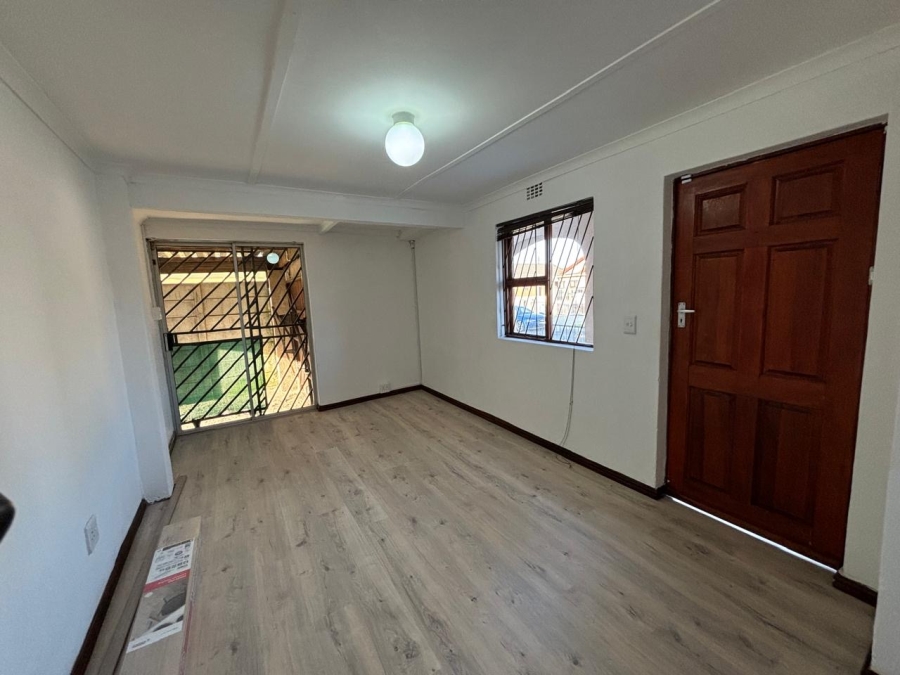 2 Bedroom Property for Sale in Highbury Park Western Cape